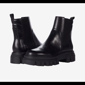 Marc Fisher Meron Chelsea Bootie Brand NEW size 9